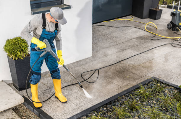 Best Garage Pressure Washing  in Immokalee, FL